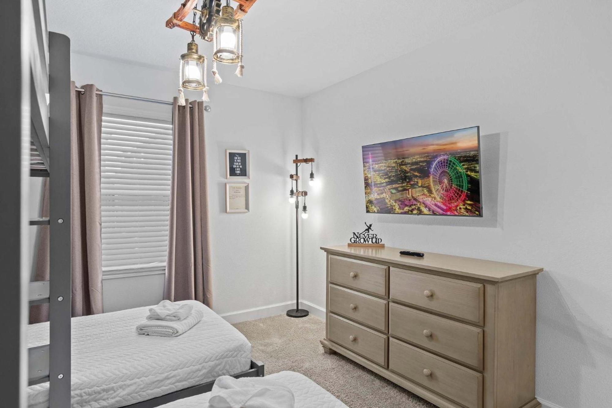 Special 4bedroom Th W-private Pool Next To Kissimmee